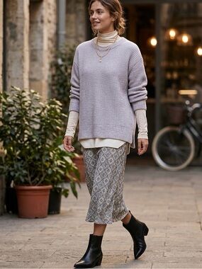 Unif x Urban Outfitters Collab Thick Knit Crewneck Sweater Size XS